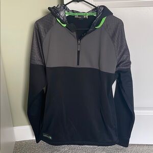 Mens Under Armour sweatshirt!